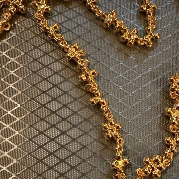 Elegant Gold Cross Necklace - Picture 3 of 5